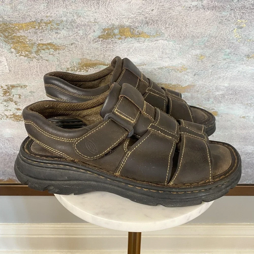 Skechers Sandals Mens Size 10 Fisherman Brown Leather Hook & Loop